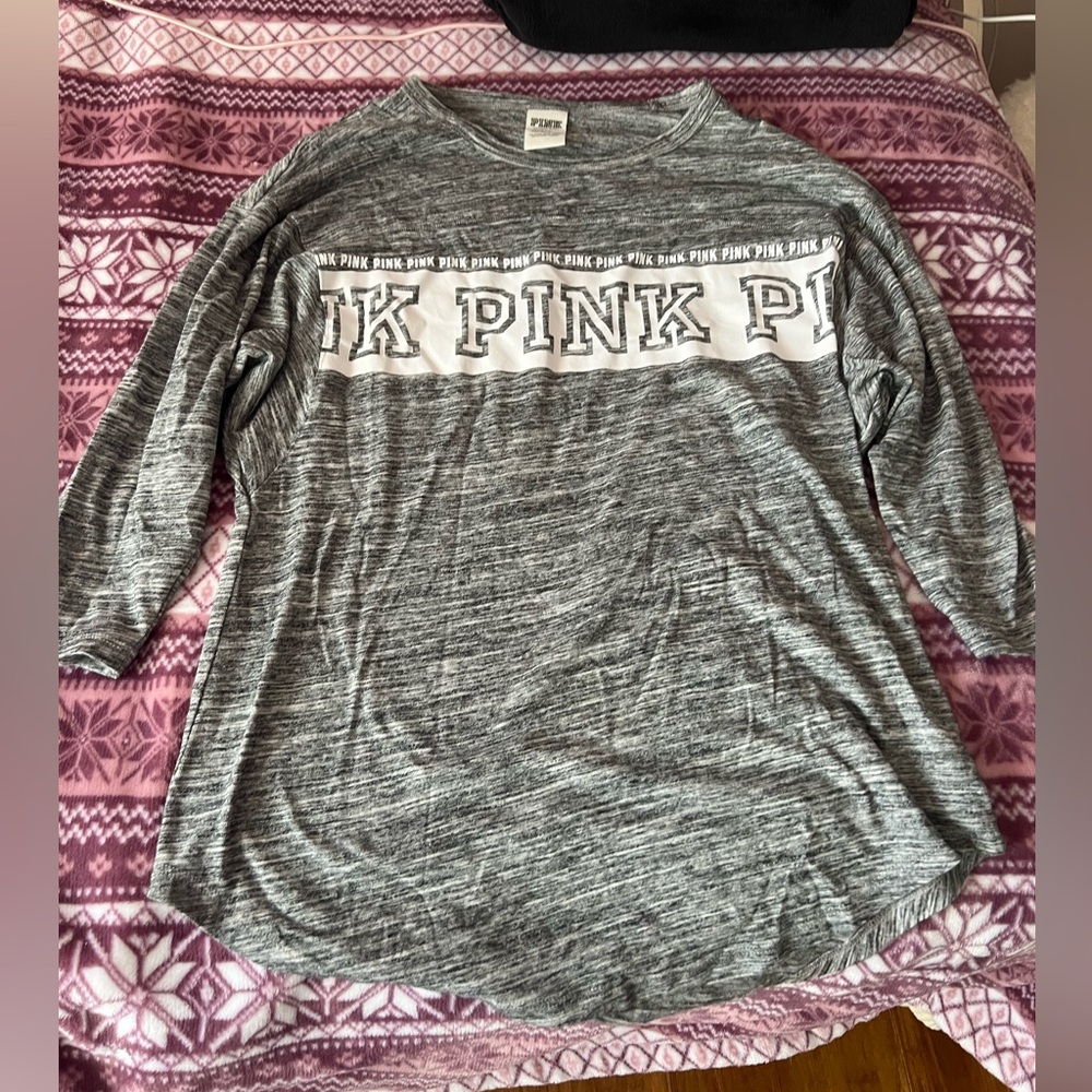 VS Pink Tee